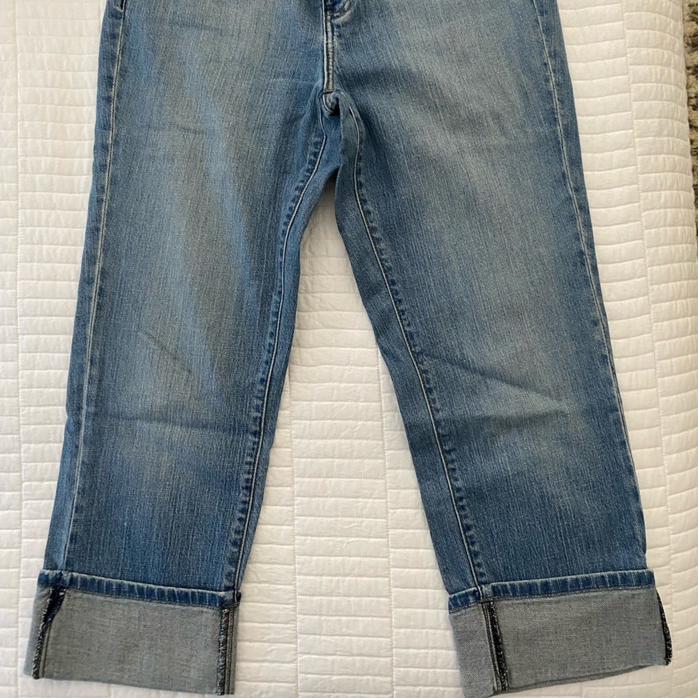 Calvin Klein - crop jeans- size 10